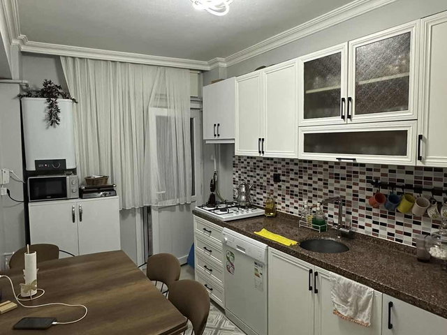 KIRAÇ MERKEZDE KİRALIK 2+1 BÜYÜK M2 DAİRE !