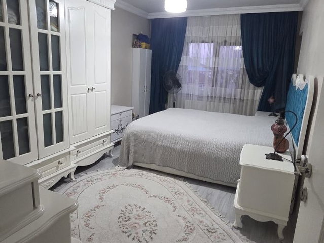 CARŞI MERKEZDE MASRAFSIZ CİFT CEPHE KÖŞE DAİRE SATILIK