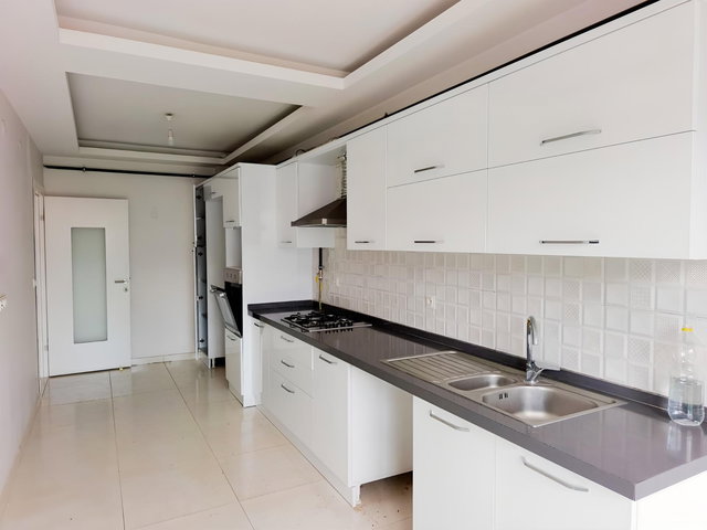PEX ANKADAN EMEKSİZ SAAT KULESİ YANI HA*SARSIZ KİRALIK 2+1 DAİRE