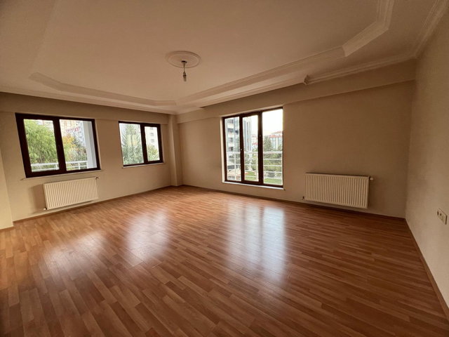 PEX ANKA'DAN KUYUÖNÜ İSMETPAŞA CAD.'SiNDE KiRALIK LüKS 3+1 DAİRE