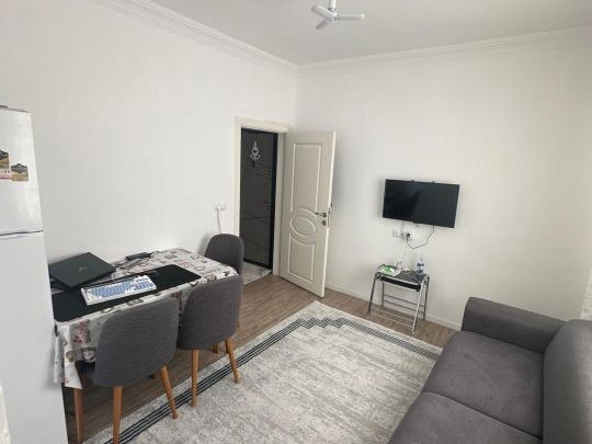 DEVLET HASTANESİ CİVARİNDA EŞYALI NEZİH APART DAİRE