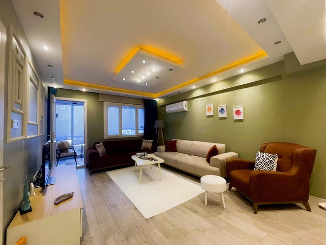 Rafet Paşa Mahallesin'de FIRSAT! Bakımlı 2+1 Satılık Daire