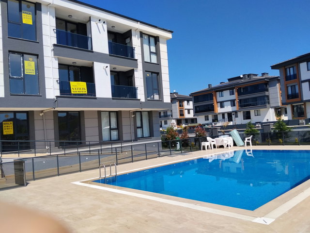 PARS'TAN KERVANCI KORUDA HAVUZ CEPHE 1+1 KİRALIK DAİRE