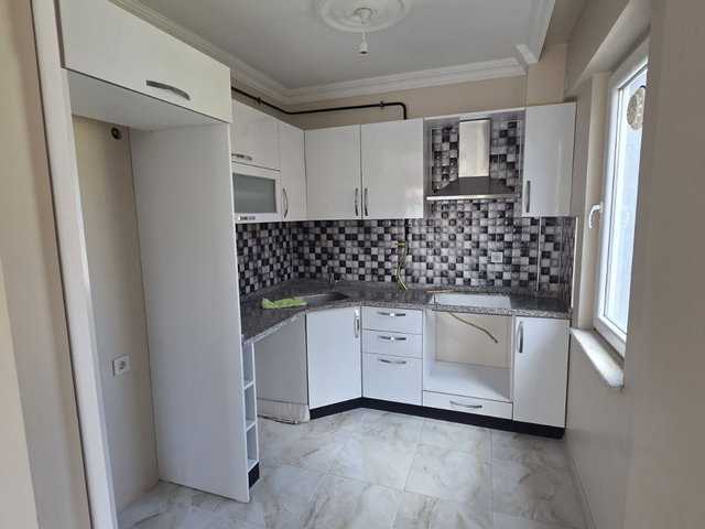 ÇARŞI MERKEZDE ORTA KAT KİRALIK DAİRE YENİ BİNA