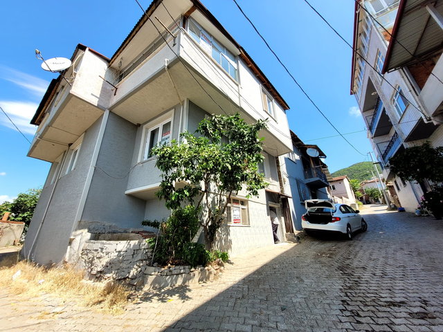 BKE BURSA KILIÇ TN ORHANGAZİ ÜREĞİL DE SATILIK BAHÇELİ TRİBLEX
