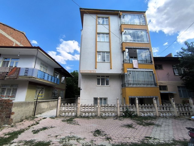 KURUMSALDAN EMSALLERİNE GÖRE UYGUN 3+1 DAİRE
