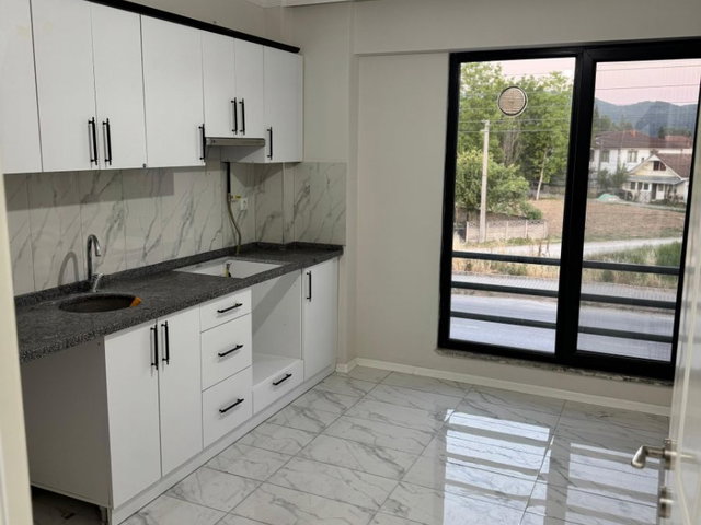 GENİŞ FERAH YERDEN ISITMALI 2+1 MEMURA KİRALIK DAİRE