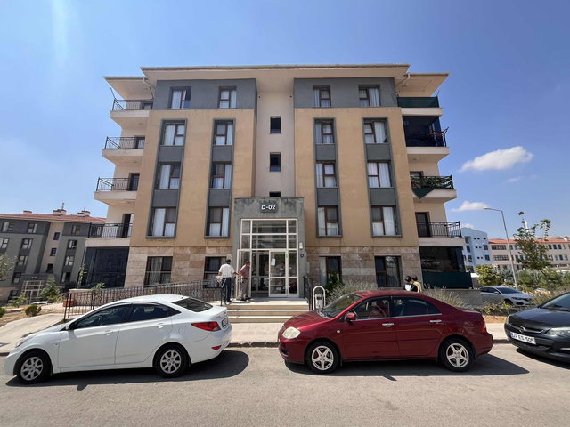 YEMİŞLİK 10. ETAPTA SATILIK 3+1 OKULLARIN KARŞISI