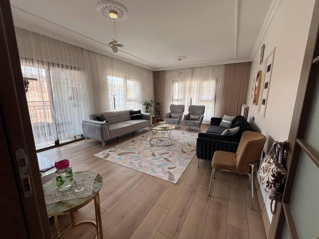 YEMİŞLİK 10. ETAPTA SATILIK 3+1 OKULLARIN KARŞISI