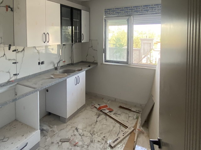 Varsak Bey Cd.nde 3+1 Ayrı Mutfaklı Asansörlü Giriş Kat Daire