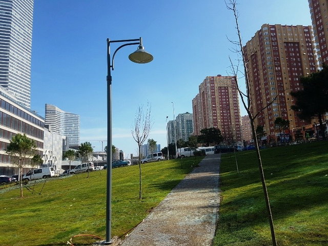 ATAŞEHİR ATA' DA METROPOL AVM KARŞISI TADİLATLI BÜYÜK TİP BOŞ
