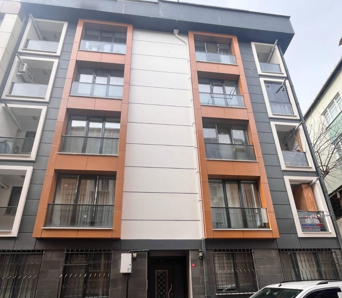 İSTANBUL BEYOĞLU PİRİ PAŞA'DA 4+2 SATILIK DUBLEKS DAİRE