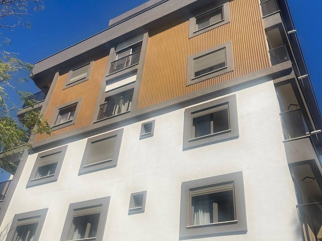 Bornova Küçükparkta eşsiz lokasyon fırsat Kiralık