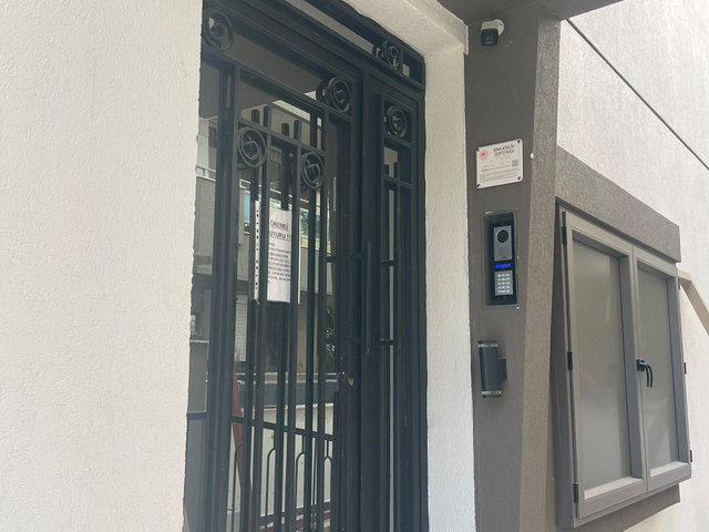 Bornova Küçükparkta eşsiz lokasyon fırsat Kiralık