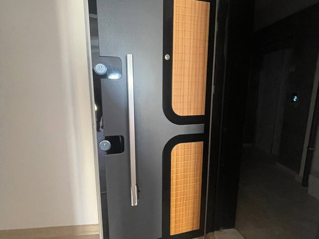 Bornova Küçükparkta eşsiz lokasyon fırsat Kiralık