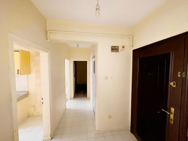 MRT GRUPTAN DAVUTPAŞADA AİLE BİNASINDA KİRALIK 2+1 1.KAT DAİRE
