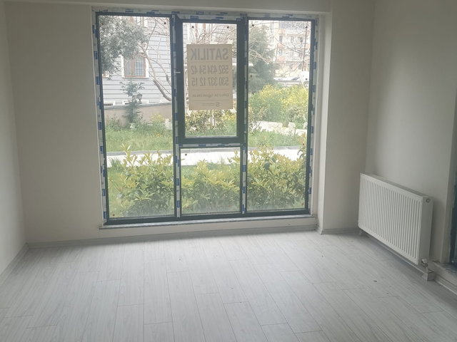 RUMELİ MAHALLESİNDE SİTE İÇERİSİNDE SATILIK 2+1 BAHÇE KATI DAİRE