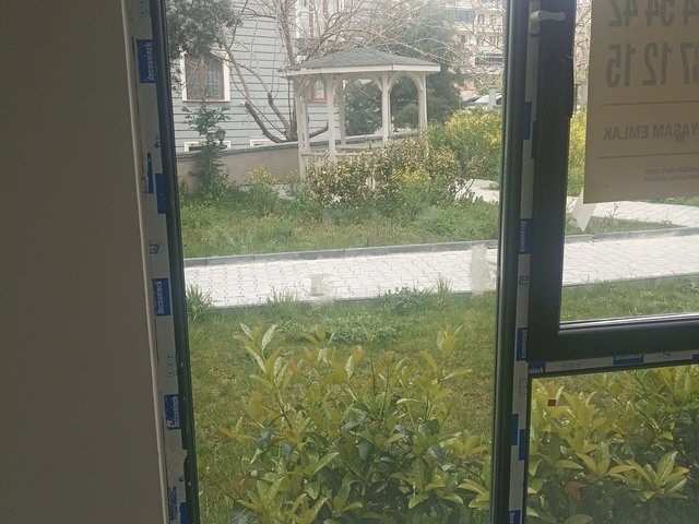 RUMELİ MAHALLESİNDE SİTE İÇERİSİNDE SATILIK 2+1 BAHÇE KATI DAİRE