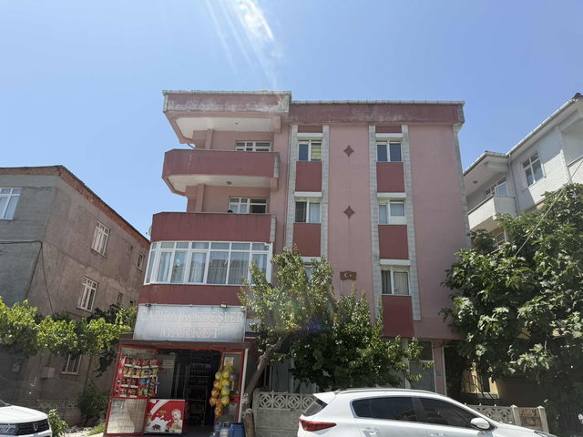 UFUKATASEVER GAYRİMENKULDEN SAĞLIK OCAĞI YANI SATILIK 2+1 DAİRE