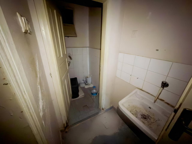 CARŞI MERKEZDE MİLLET BAHCESİNE YAKIN 2+1 SATILIK DAİRE