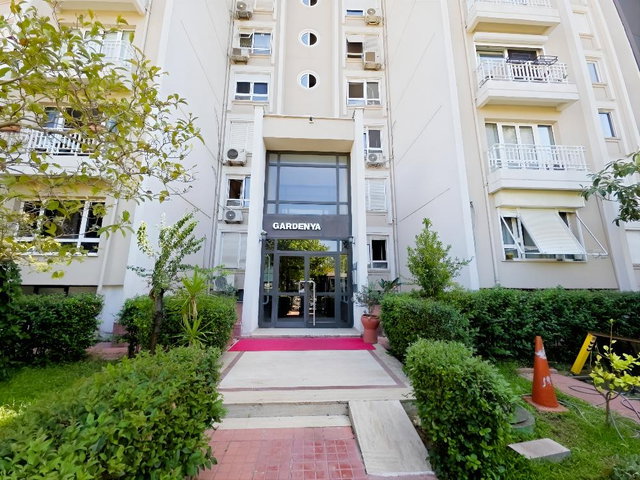 BOŞ**ATAŞEHİR MİGROS YAKINI GARDENYA 4+1 SATILIK**BOŞ