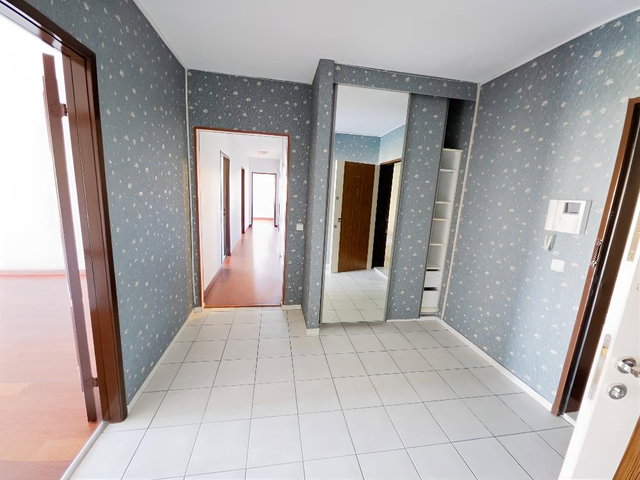 BOŞ**ATAŞEHİR MİGROS YAKINI GARDENYA 4+1 SATILIK**BOŞ