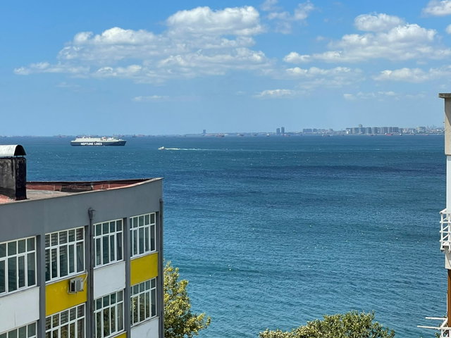 ODAK EMLAK'tan Moda'da Deniz Manzaralı, Asansörlü, Otoparklı 3+1