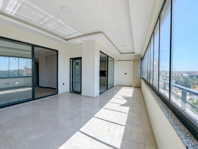 OSMANGAZİ'DE PANORAMİK ŞEHİR MANZARALI ULTRA LÜKS 3+1 DAİRE