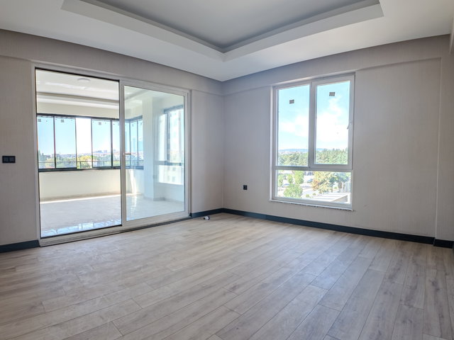 OSMANGAZİ'DE PANORAMİK ŞEHİR MANZARALI ULTRA LÜKS 3+1 DAİRE