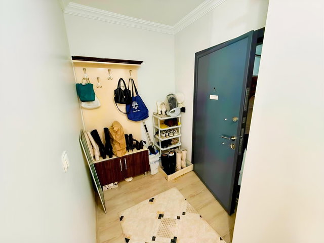 VAN AVM YANI SATILIK 1+1 TERASLI DAİRE