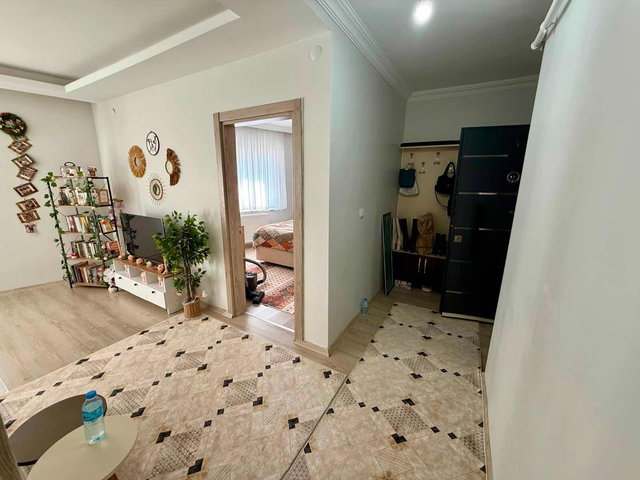 VAN AVM YANI SATILIK 1+1 TERASLI DAİRE