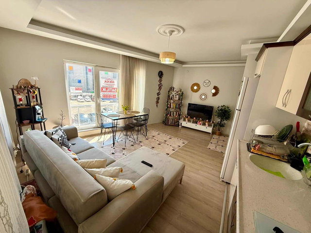 VAN AVM YANI SATILIK 1+1 TERASLI DAİRE