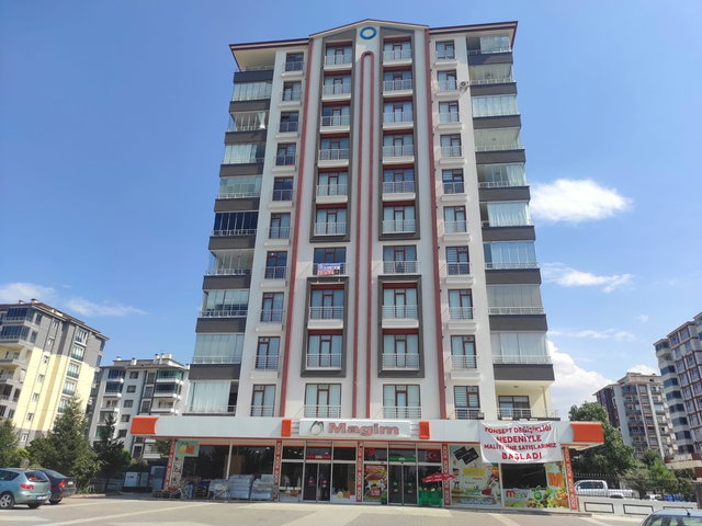 ÇİLESİZ MAHALLESİNDE GÜLVİZYON SİTESİNDE LÜKS 4+1 KİRALIK DAİRE