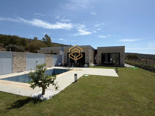 BODRUMDA 500 M² MÜSTAKİL ARSA İÇİNDE 3+1 ÖZEL HAVUZLU VİLLA