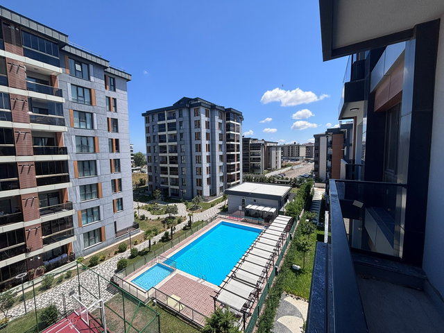 FA ÖZBİRDEN ÇERKEZKÖY TEPEDE SİTE İÇİ KLİMA&ANKASTRELİ 1+1 DAİRE