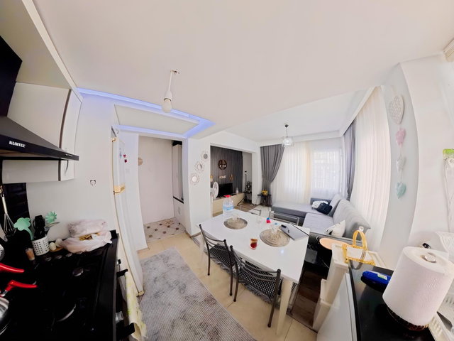 ALAYBEY'DE | KÖŞE 1+1 | TADİLATLI | SAHİLE 240 Metre