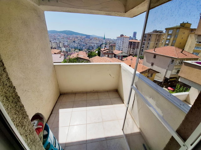 KARAKOL CAD. YAKINI, ARSA PAYI 55m2, 6/3. KAT, 135m2, ÖNÜ AÇIK