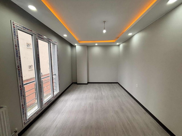 FA ÖZBİRDEN ÇERKEZKÖYDE 2,69 ORANLA AYRI MUTFAKLI GENİŞ 1+1DAİRE