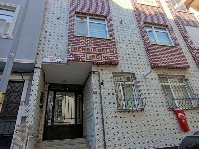 ÜMRANİYE ÇARŞI METROYA 5 DAKİKA MESAFEDE 2+1 DAİRE