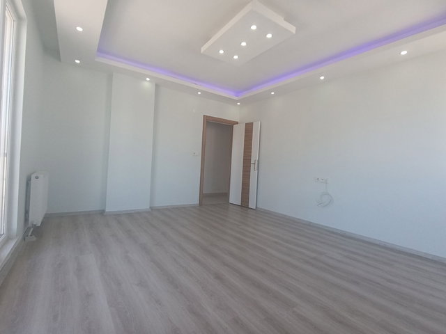 AKGÜL YATIRIMDAN BAĞLIKDA CİFT GİRİŞLİ DUPLEKS