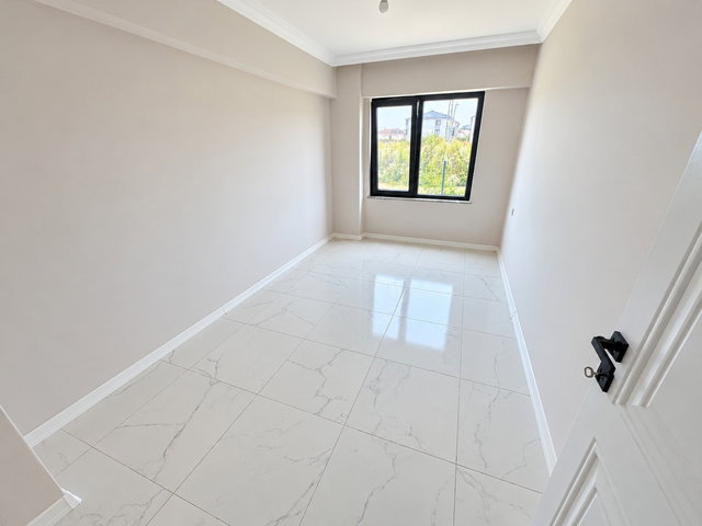 ÖMERCİKLERDE SATILIK 3+1 DAİRE