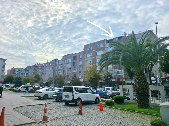 KULE'den | Esenler Kaymakamlığı Karşısı, Önü Açık 3+1 Teraslı