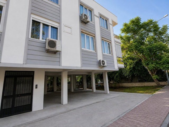 ESKİ LARA BİLEM OTEL KARŞI SOKAĞINDA I KATTA 2+1 KİRALIK DAİRE