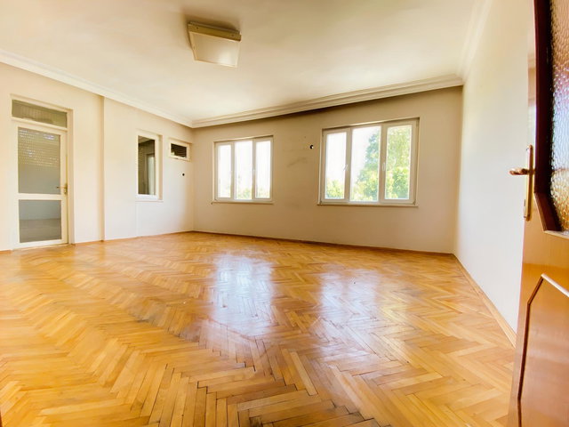ESKİ LARA BİLEM OTEL KARŞI SOKAĞINDA I KATTA 2+1 KİRALIK DAİRE