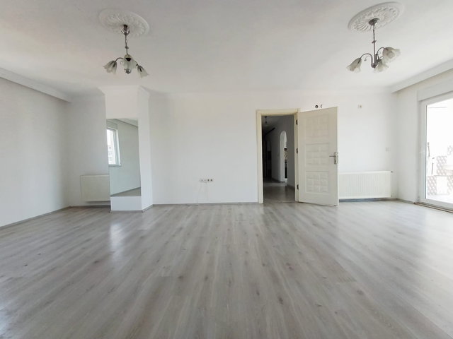 Serik Atatürk Cad. 125 m² 2+1 Doğalgazlı Kiralık Daire