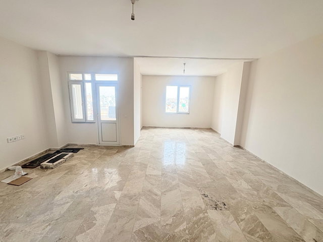 TURGUT REİSTE SİTE İÇİ BAĞIMSIZ MUTFAKLI 3+1 GENİŞ SATILIK DAİRE