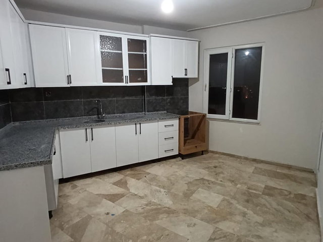TURGUT REİSTE SİTE İÇİ BAĞIMSIZ MUTFAKLI 3+1 GENİŞ SATILIK DAİRE