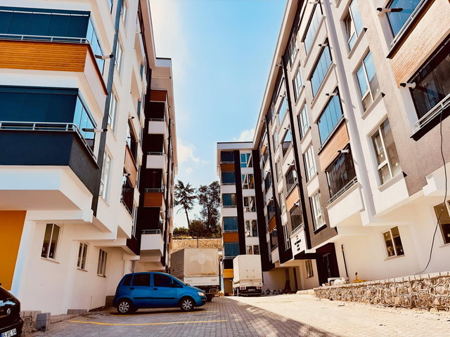 TRABZON HAVVALANI KANUNİ MAH. DE SİTE İÇİ KİRALIK 2+1 DAİRE