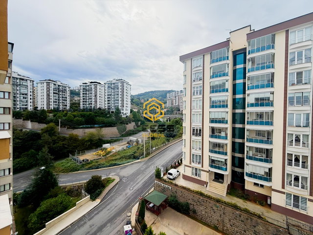 TRABZON 1 NOLU BEŞİRLİ KINALITAŞ SİTESİNDE KİRALIK 3+1 DAİRE