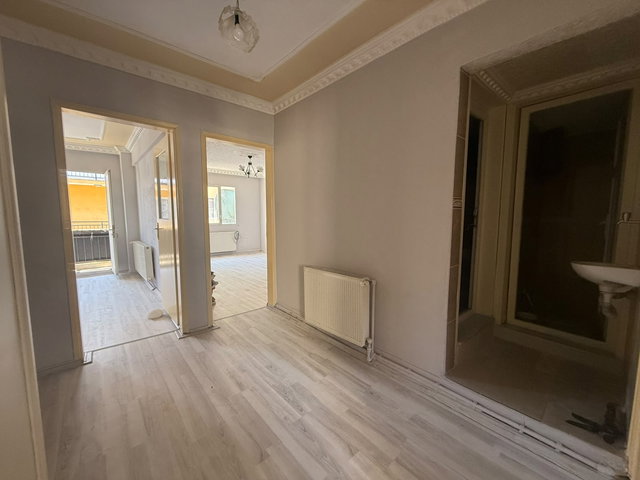 HARMONİ'DEN BAYRAKLI ADALET MAHALLESİNDE, DOĞALGAZLI KİRALIK 2+1
